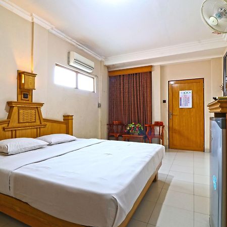 Hotel Sas Syariah Банджармасин Экстерьер фото